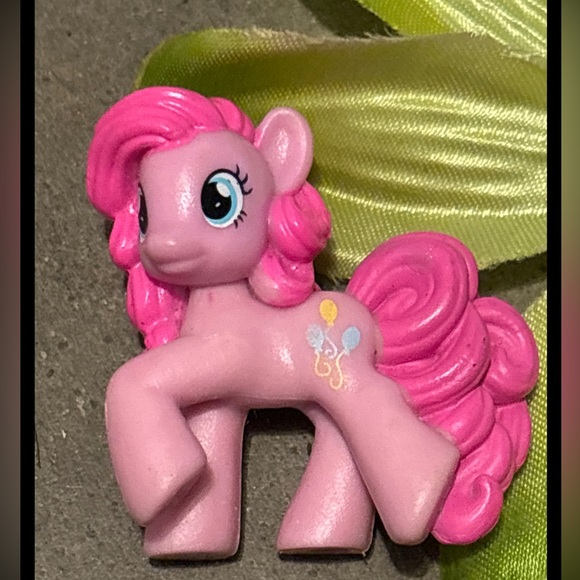 4 ponies Pink, Purple, Yellow and Orange Pony Figure Set - Kids Toys - Picture 12 of 16